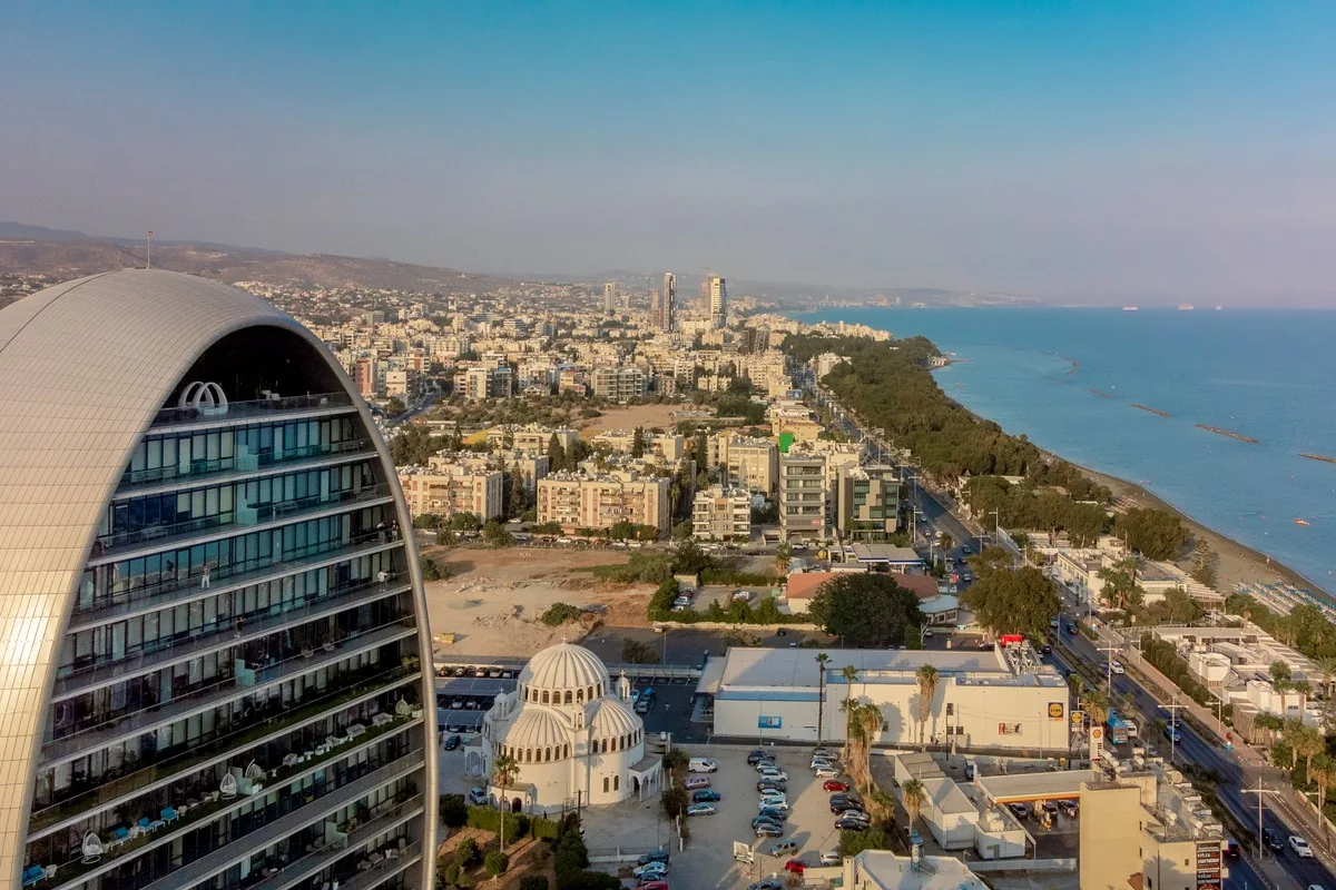 Cyprus Swinger Guide