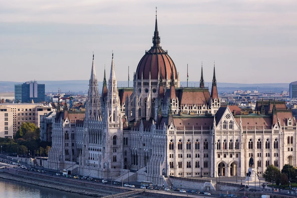 Hungary Swinger Guide