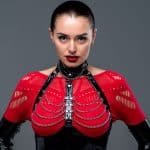 kinks, fetisjer og parafilier: Dame i kinky latex kostyme