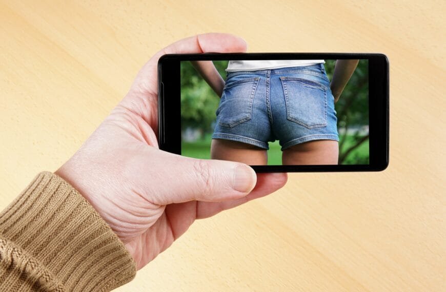 booty picture sexting concept